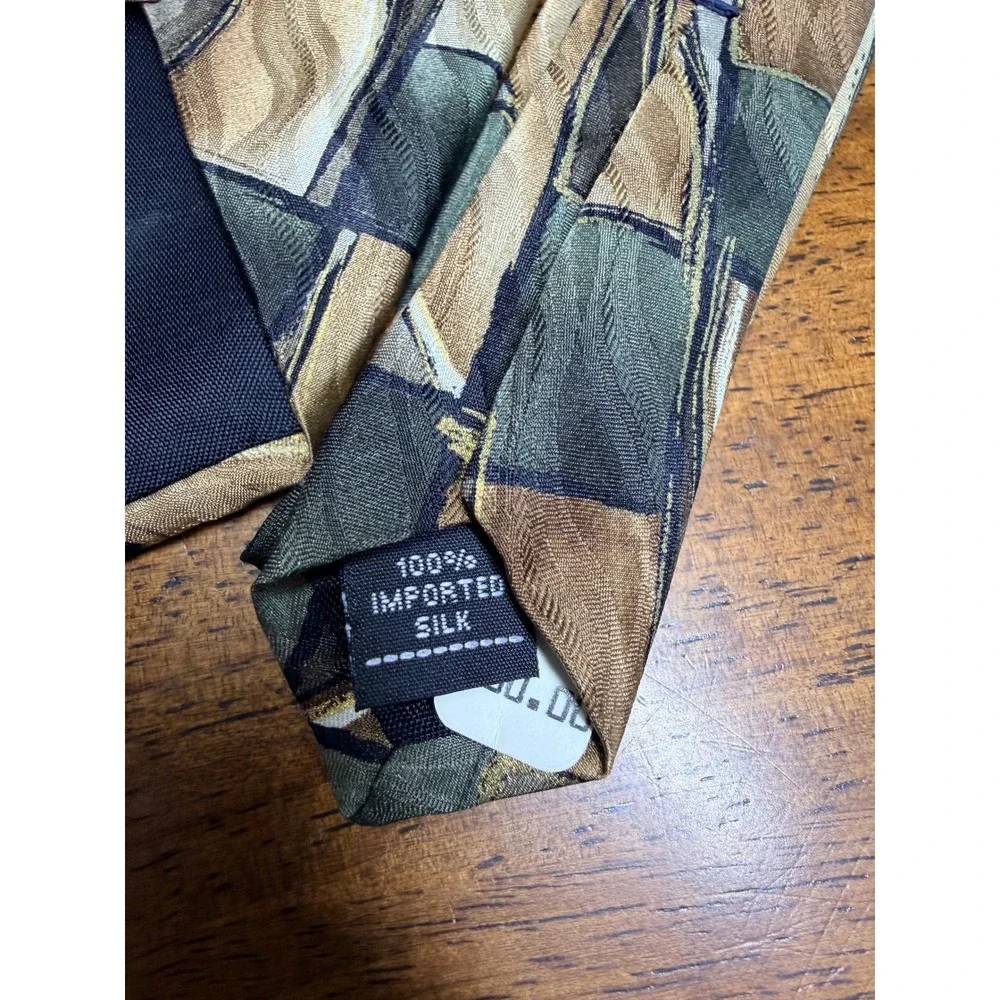 Zylos Gold George Machado Tie Mens OS Green Tan Silk Geometric Abstract